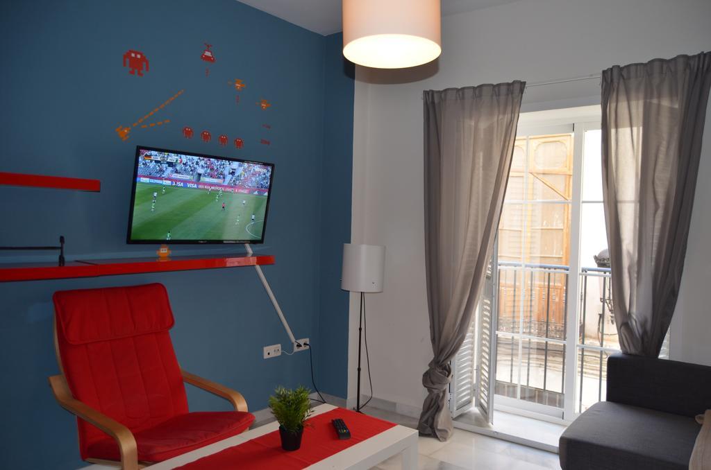 Apartamentos Canasteros Malaga Exterior photo