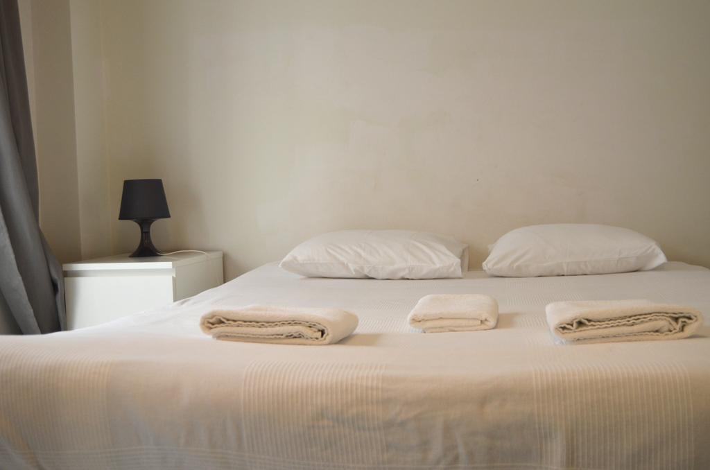 Apartamentos Canasteros Malaga Room photo