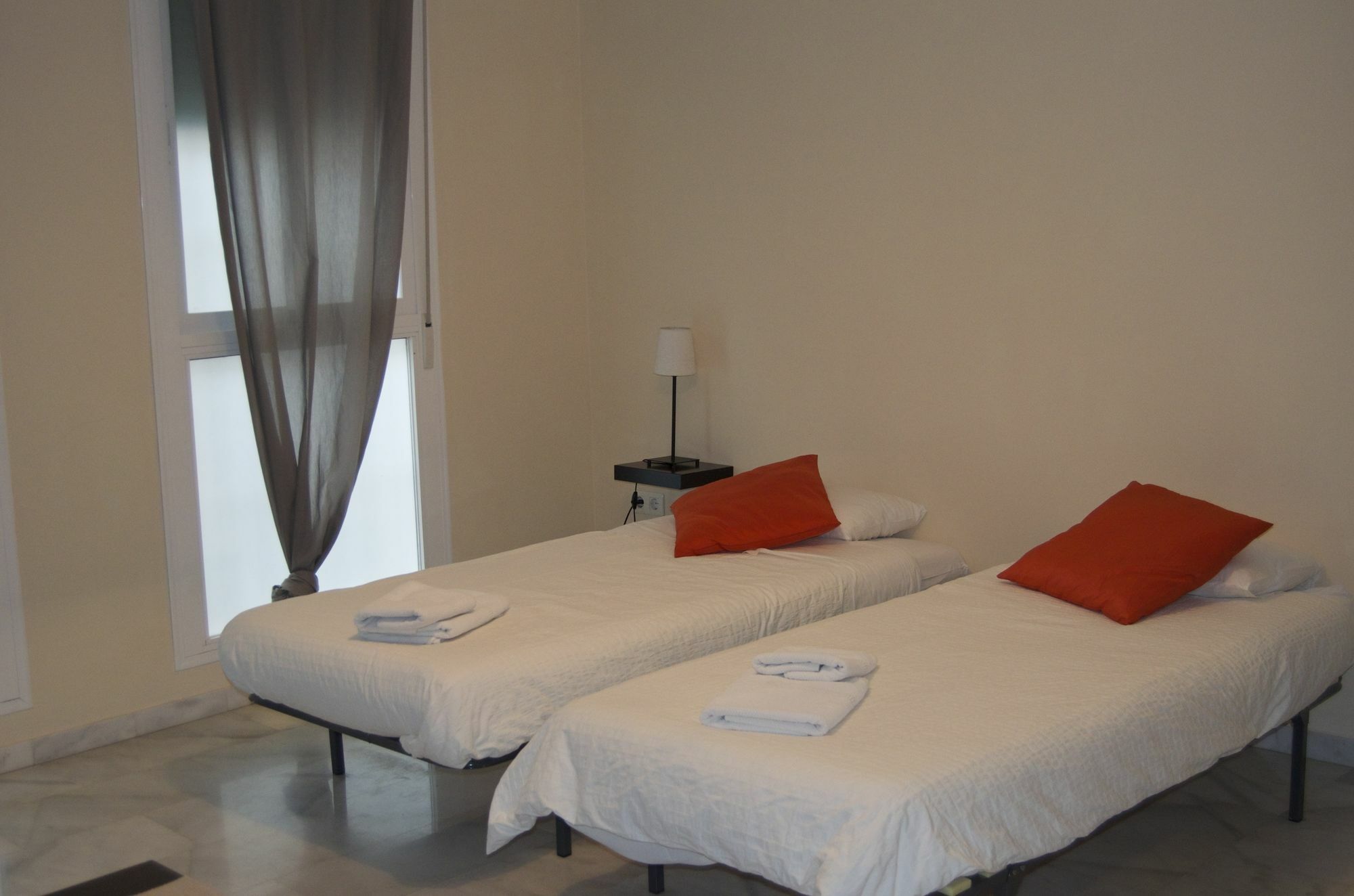 Apartamentos Canasteros Malaga Exterior photo